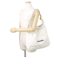 Load image into Gallery viewer, CHANEL CHANEL22 ChainShoulder Bag WhiteAS3260-B08038-10601 Shiny Calf Leather Size Small