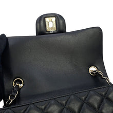 Load image into Gallery viewer, CHANEL Classic Matelasse ChainShoulder Bag BlackA69900 Lambskin Size 20