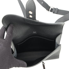 Load image into Gallery viewer, HERMES Sac Adepesh Black Togo Leather Size 21