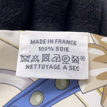 Load image into Gallery viewer, HERMES Twilly Harnais de coeur Crème/Blue Jean/Vert Amandes Silk100%