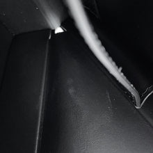Load image into Gallery viewer, LOUIS VUITTON Handle/Trunk buckle NoirM29118 Monogram・Midnight