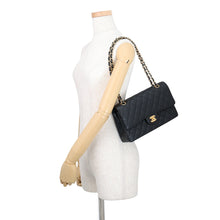 Load image into Gallery viewer, CHANEL Matelasse W Flap ChainShoulder Bag BlackA01112 Caviar Leather Size 25