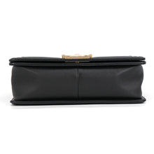 Load image into Gallery viewer, CHANEL Boy Chanel BlackA67086 Caviar Leather Size 25