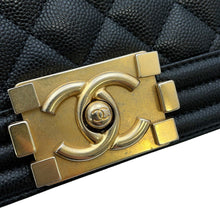 Load image into Gallery viewer, CHANEL Boy Chanel BlackA67086 Caviar Leather Size 25