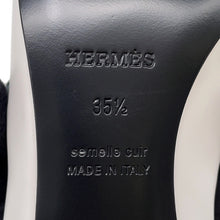 Load image into Gallery viewer, HERMES Pumps 《Chiara》 Gris Claire Leather Size 35H