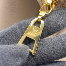 Load image into Gallery viewer, LOUIS VUITTON Grand Palais TourterelleM45833 Monogram Empreinte Leather Size MM