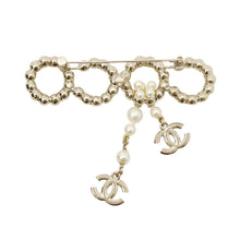 将图像加载到图库查看器中,CHANEL CC Logo Brooch Champagne Gold Metal Faux Pearl Rhinestone