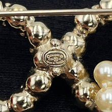 将图像加载到图库查看器中,CHANEL CC Logo Brooch Champagne Gold Metal Faux Pearl Rhinestone