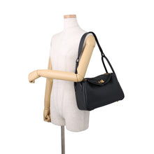 Load image into Gallery viewer, HERMES Lindy Black Taurillon Clemence Size 26