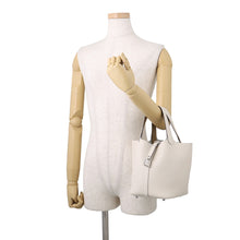 Load image into Gallery viewer, HERMES Picotin Lock Eclat Nata/Poussiere Taurillon Clemence Swift Leather Size PM