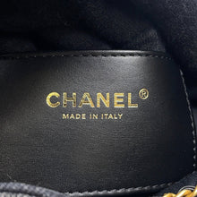 将图像加载到图库查看器中,CHANEL CHANEL25 ChainShoulder Bag BlackAS5631 Denim Size Mini