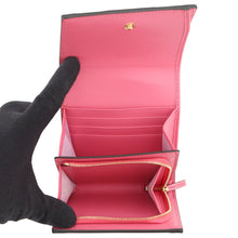 Load image into Gallery viewer, GUCCI GGMatelasse Compact Wallet Pink723799 Leather
