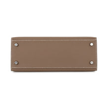 Load image into Gallery viewer, HERMES Kelly Sellier Etoupe Epsom Size 25