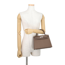 Load image into Gallery viewer, HERMES Kelly Sellier Etoupe Epsom Size 25