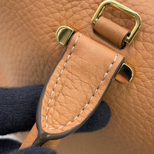 Load image into Gallery viewer, Delvaux Cool box VisionAA0457AQY024FDO TaurillonSoft Leather Size MM