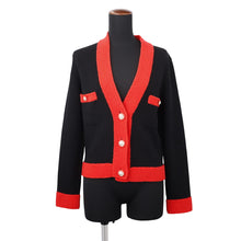 将图像加载到图库查看器中,CHANEL Cashmere blend knit cardigan Size 36 Black/RedP62567 Cashmere73% Wool19% Polyamide8%
