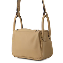 将图像加载到图库查看器中,HERMES Lindy Poussiere Swift Leather Size Mini
