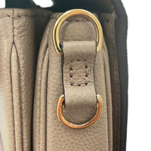 将图像加载到图库查看器中,LOUIS VUITTON Pochette Metis EW TourterelleGray/CreamM23081 Monogram Empreinte Leather