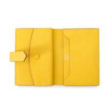 Load image into Gallery viewer, HERMES Bean mini Jaune Ambre Epsom
