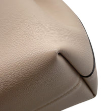 将图像加载到图库查看器中,LOUIS VUITTON Lockme Bucket NV BeigeM57688 Leather