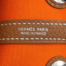 Load image into Gallery viewer, HERMES Neo Garden Feu/Gold Toile Officier Negonda Leather Size 23