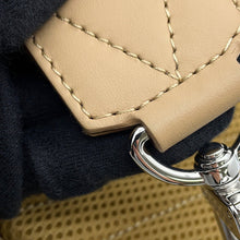 将图像加载到图库查看器中,LOUIS VUITTON LV Aerogram Pilot Sling Bag BeigeM23765 Calf Leather