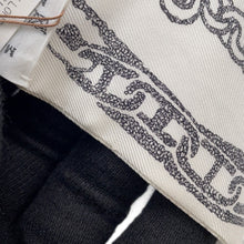 Load image into Gallery viewer, HERMES Twilly Boucle BOUCLES ET MAILLONS White / Anthracite / Encre Silk100%