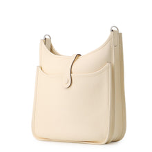 Load image into Gallery viewer, HERMES Evelyne3 Nata Taurillon Clemence Size PM