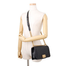 将图像加载到图库查看器中,CHANEL Boy Chanel ChainShoulder BlackA67086 Caviar Leather Size 25