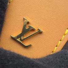 Load image into Gallery viewer, LOUIS VUITTON Petit Boite Chapeau BeigeM43514 Monogram