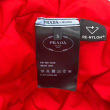 Load image into Gallery viewer, PRADA Re-Nylon Padded Bucket Hat Size S Red1HC248_2DV4_F0011 Nylon