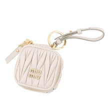 将图像加载到图库查看器中,MIUMIU Matelassé Key Ring Beige5TL527 Leather
