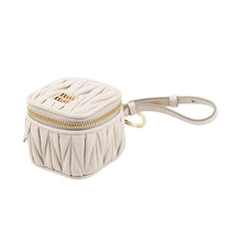 将图像加载到图库查看器中,MIUMIU Matelassé Key Ring Beige5TL527 Leather