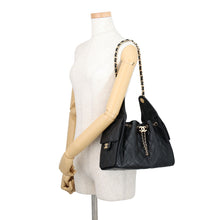 Load image into Gallery viewer, CHANEL CHANEL25 BlackAS5293-B20304-94305 Caviar Leather Size Small