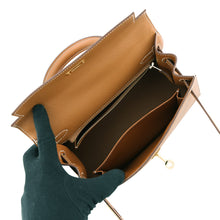 Load image into Gallery viewer, HERMES Kelly Sellier Gold Epsom Size 25