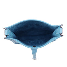 Load image into Gallery viewer, HERMES Evelyne3 New Blue Jean Taurillon Clemence Size 23