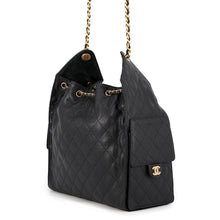 Load image into Gallery viewer, CHANEL CHANEL25 ChainShoulder Bag BlackAS5311-B20304-94305 Caviar Leather Size Medium