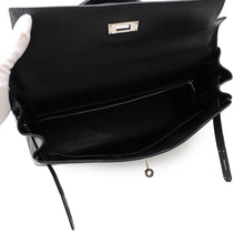 Load image into Gallery viewer, HERMES Kelly Retourne Black Ardennes Leather Size 32