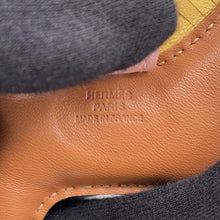 Load image into Gallery viewer, HERMES Rodeo Gold/ Paille/Rose Sakura Lambskin Size PM
