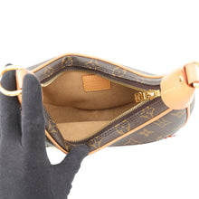 Load image into Gallery viewer, LOUIS VUITTON loop BeigeM81098 Monogram