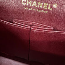 Load image into Gallery viewer, CHANEL Matelasse W Flap ChainShoulder Bag BlackA01112-Y01864-C3906 Caviar Leather Size 25