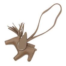 将图像加载到图库查看器中,HERMES Rodeo Pegasus Etoupe Lambskin Size PM