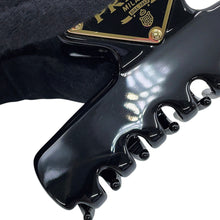 将图像加载到图库查看器中,PRADA Crow Clip Black1IF103_K9D_F0002 Aluminium