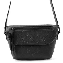 Load image into Gallery viewer, LOUIS VUITTON Pulse Wearable Wallet NoirM12636 Monogram Shadow