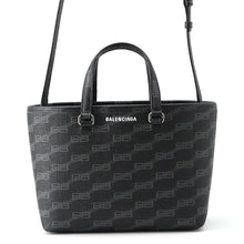 将图像加载到图库查看器中,BALENCIAGA Signature BBMonogram Shopper Bag Black702699 BBMonogram Size Small