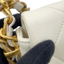Load image into Gallery viewer, CHANEL Matelasse ChainShoulder Bag WhiteAS4451-B14393-10601 Lambskin