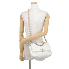 将图像加载到图库查看器中,CHANEL CHANEL19 ChainShoulder Bag WhiteAS1160 Lambskin