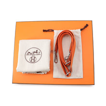 Load image into Gallery viewer, HERMES Evelyne 3 Tangerine Taurillon Clemence Size 23