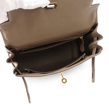 Load image into Gallery viewer, HERMES Kelly Retourne Etoupe Togo Leather Size 25