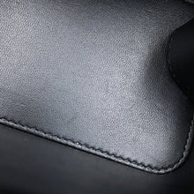 Load image into Gallery viewer, CHANEL Matelasse Vanity ChainShoulder Bag BlackAP3204-B10260-94305 Caviar Leather